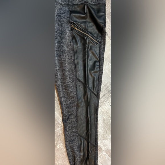 Athleta Herringbone Luxe Metro Drifter Legging (Size SMALL) - Picture 6 of 7